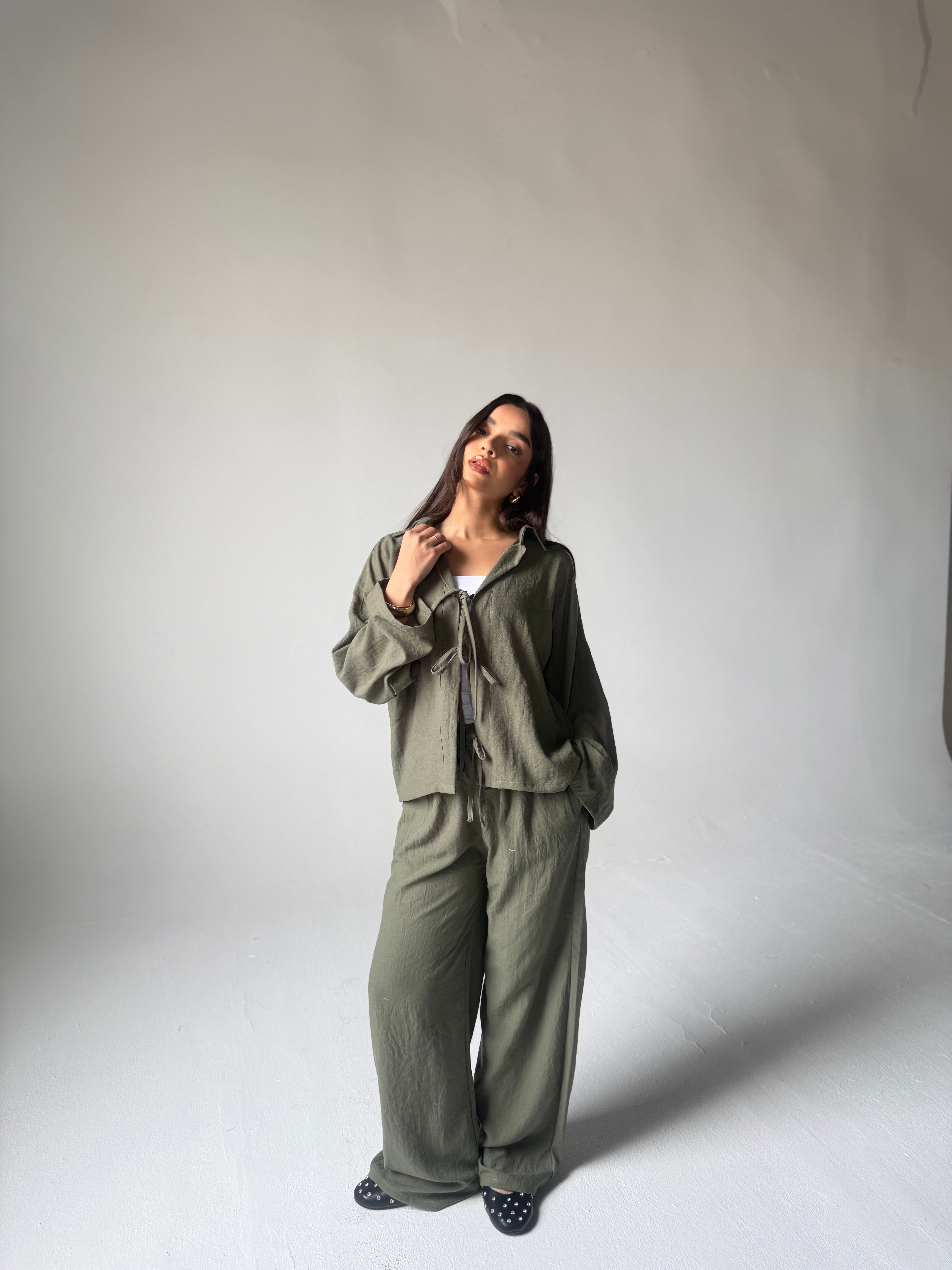 Soft summer set-olive