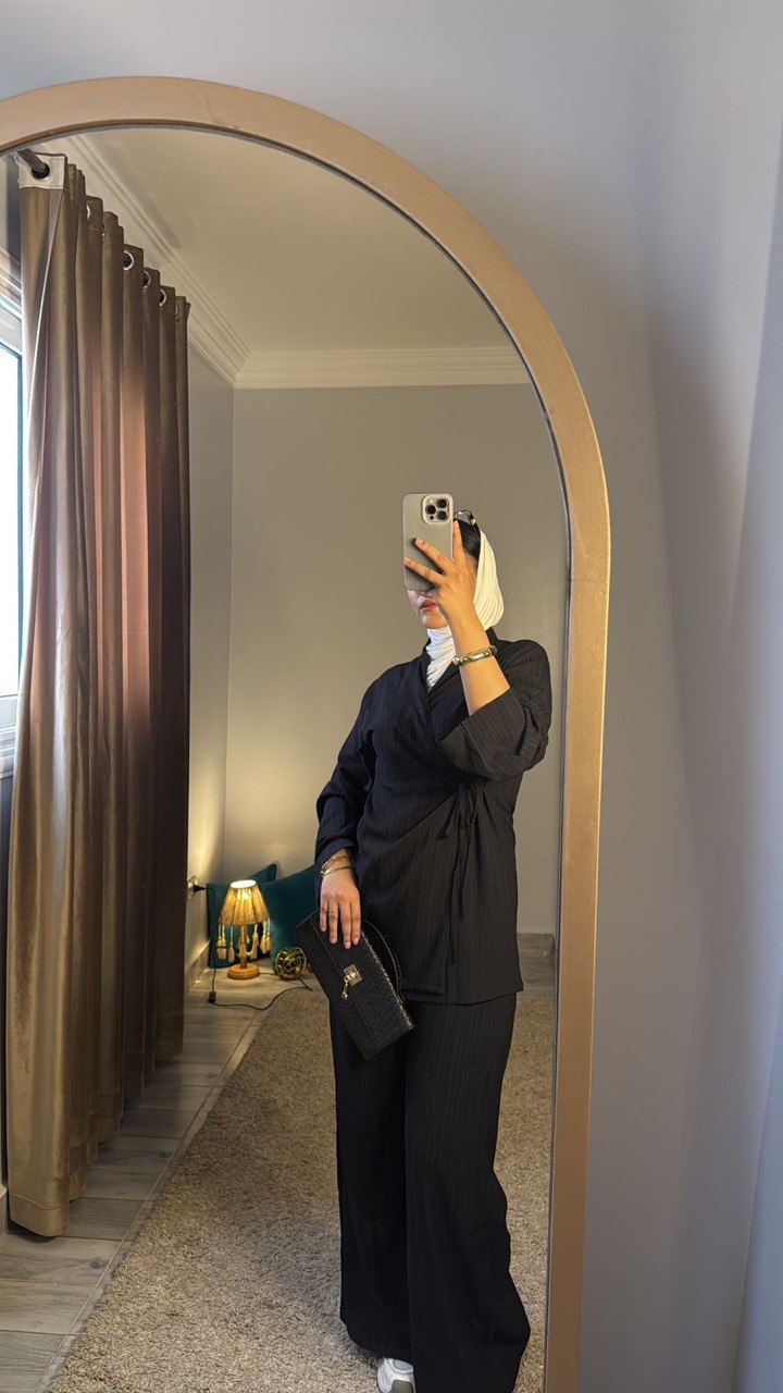 Elegant deep navy Wide Suit