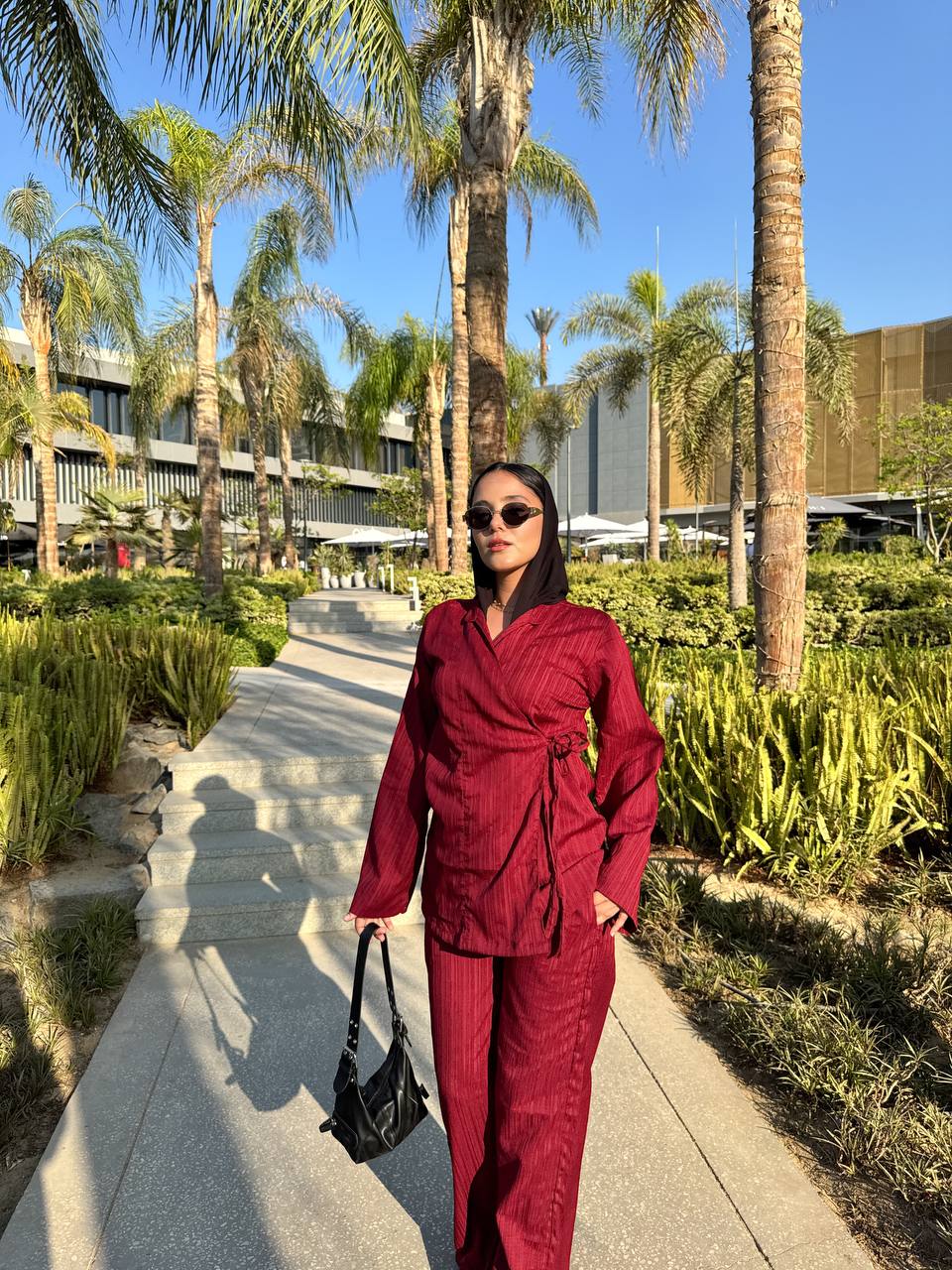 Elegant red burgandy-Wide Suit